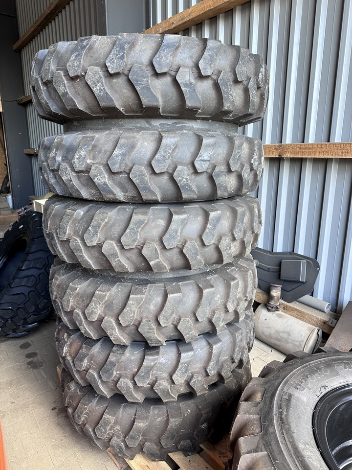 Нови Гума за Колесен багер Apollo 10.00 - 20 Apollo Kompletträder - Complet tires: снимка 7 Нови Гума за Колесен багер Apollo 10.00 - 20 Apollo Kompletträder - Complet tires: снимка 7