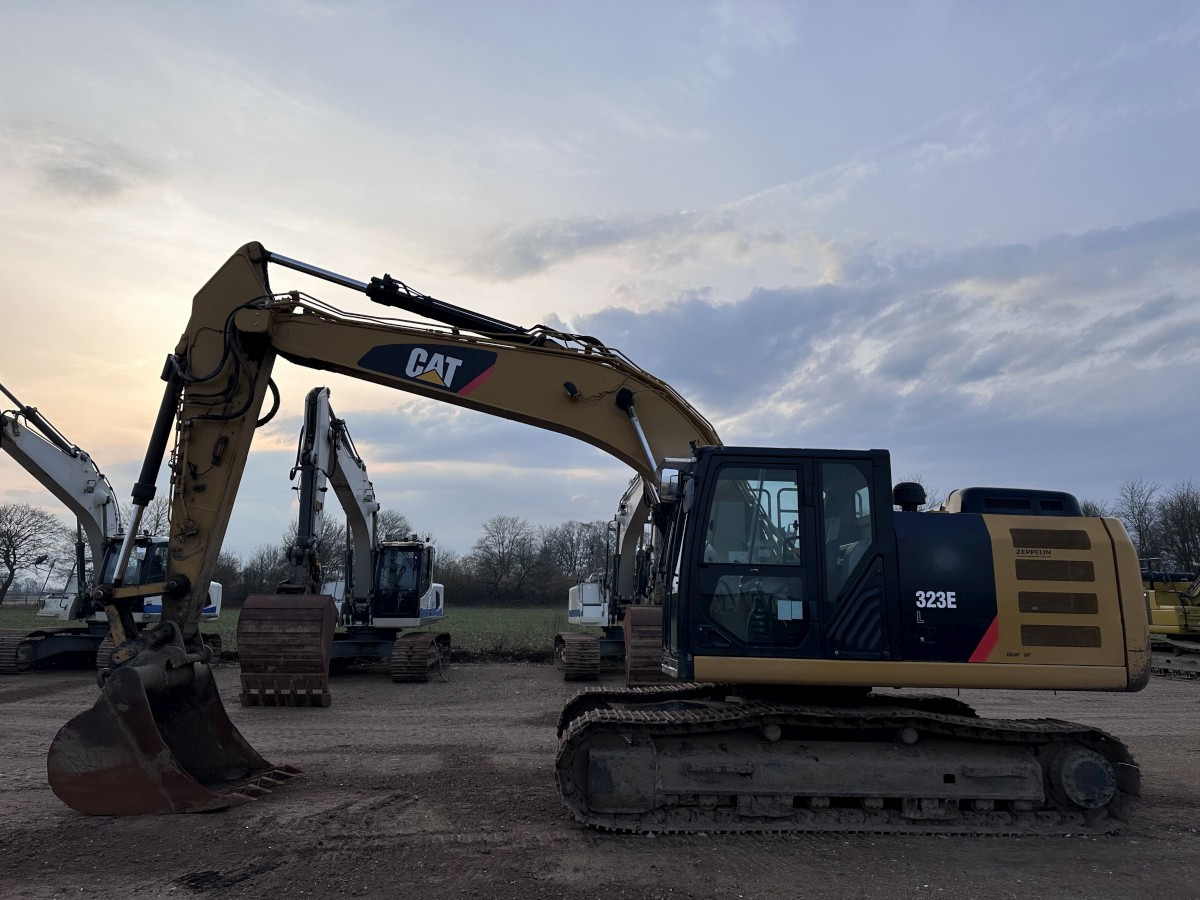 CATERPILLAR 323 EL Deutsche Maschine! Top !!! - Верижен багер: снимка 5 CATERPILLAR 323 EL Deutsche Maschine! Top !!! - Верижен багер: снимка 5