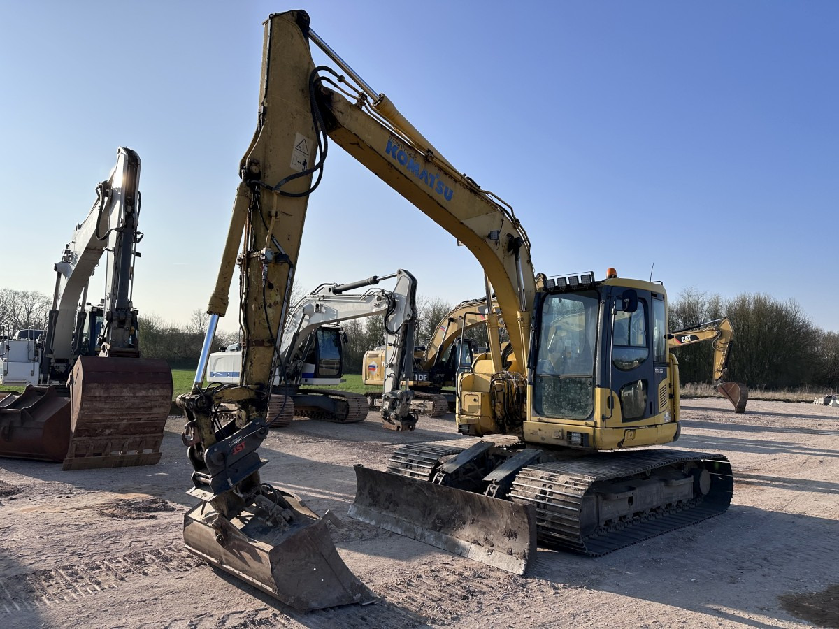 KOMATSU PC 138 US-8 Klima Zentralschmierung Top Zustand! - Верижен багер: снимка 1 KOMATSU PC 138 US-8 Klima Zentralschmierung Top Zustand! - Верижен багер: снимка 1
