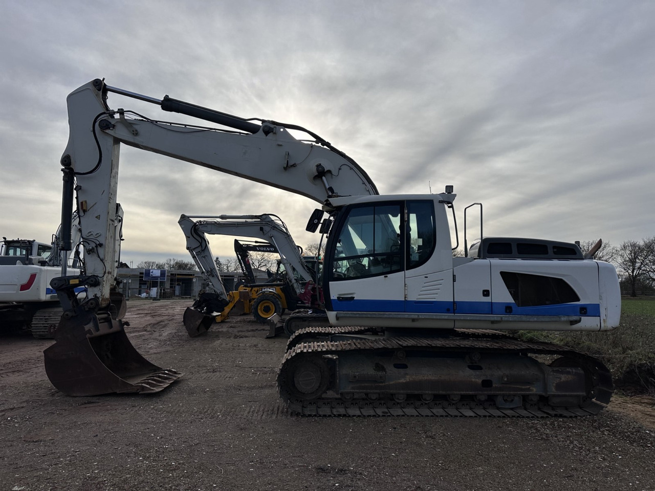 LIEBHERR R 924 LC Top Zustand !!! Kein 914- 916- 920- 926 - Верижен багер: снимка 1 LIEBHERR R 924 LC Top Zustand !!! Kein 914- 916- 920- 926 - Верижен багер: снимка 1