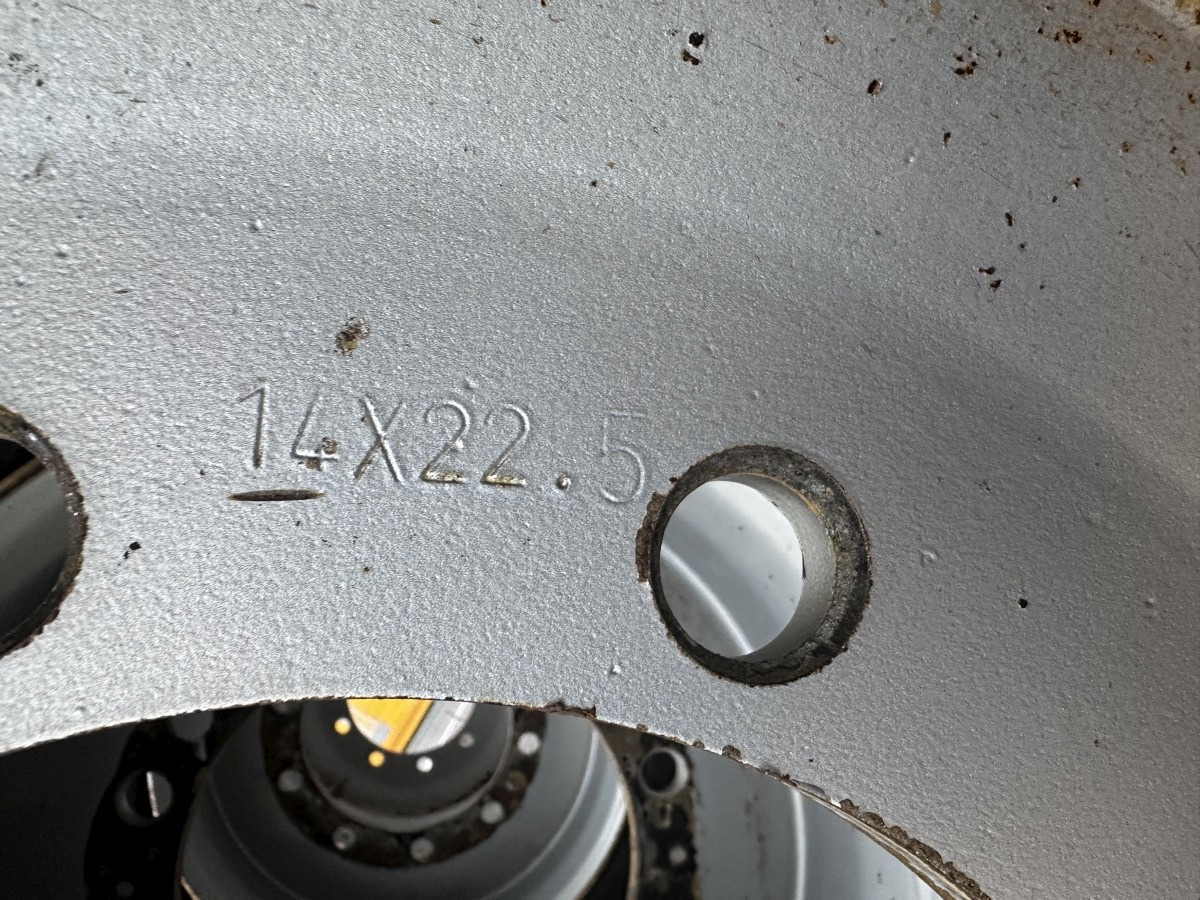 MITAS 445 / 65 R 22.5 Kompletträder - Complet tires - Гума за Колесен багер: снимка 5 MITAS 445 / 65 R 22.5 Kompletträder - Complet tires - Гума за Колесен багер: снимка 5