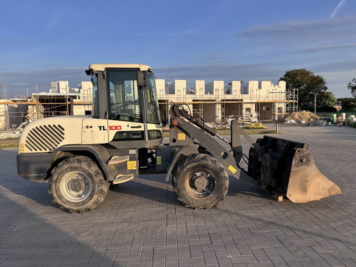 TEREX TL 100 - 30 Km/h Schaufel + Palettengabel Top ! - Колесен товарач: снимка 2 TEREX TL 100 - 30 Km/h Schaufel + Palettengabel Top ! - Колесен товарач: снимка 2