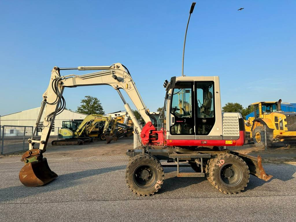 Takeuchi TB 175 W 8,7 ton. Klima Turbo 77 PS - Колесен багер: снимка 1 Takeuchi TB 175 W 8,7 ton. Klima Turbo 77 PS - Колесен багер: снимка 1