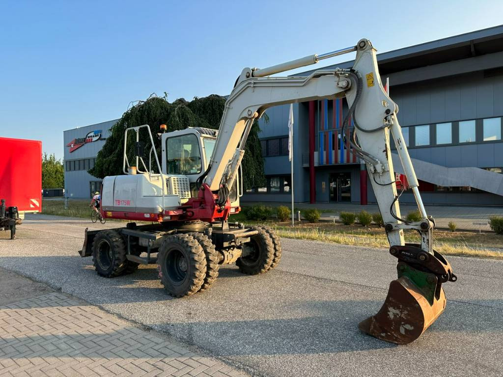 Takeuchi TB 175 W 8,7 ton. Klima Turbo 77 PS - Колесен багер: снимка 4 Takeuchi TB 175 W 8,7 ton. Klima Turbo 77 PS - Колесен багер: снимка 4