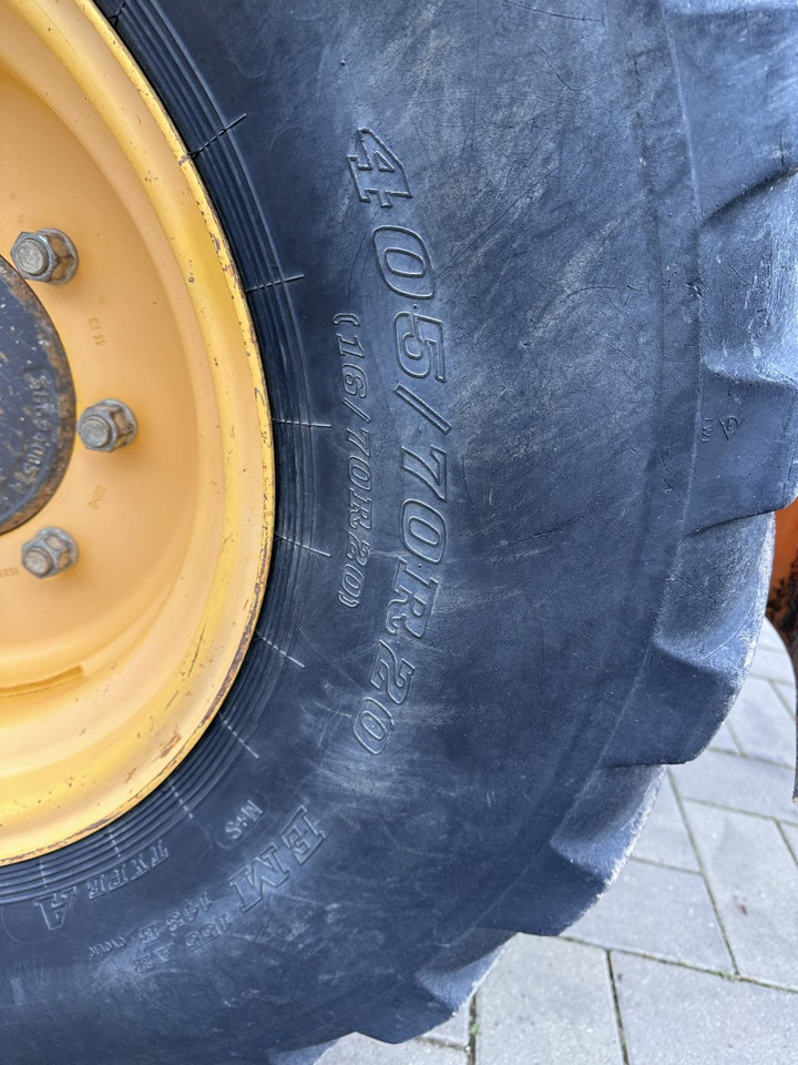 Лизинг на VOLVO L 30 B PRO 3er Kreis Klappschaufel+Palettengabel VOLVO L 30 B PRO 3er Kreis Klappschaufel+Palettengabel: снимка 35 Лизинг на VOLVO L 30 B PRO 3er Kreis Klappschaufel+Palettengabel VOLVO L 30 B PRO 3er Kreis Klappschaufel+Palettengabel: снимка 35