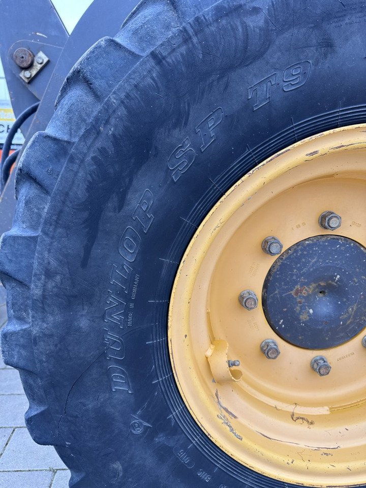 Лизинг на VOLVO L 30 B PRO 3er Kreis Klappschaufel+Palettengabel VOLVO L 30 B PRO 3er Kreis Klappschaufel+Palettengabel: снимка 34 Лизинг на VOLVO L 30 B PRO 3er Kreis Klappschaufel+Palettengabel VOLVO L 30 B PRO 3er Kreis Klappschaufel+Palettengabel: снимка 34