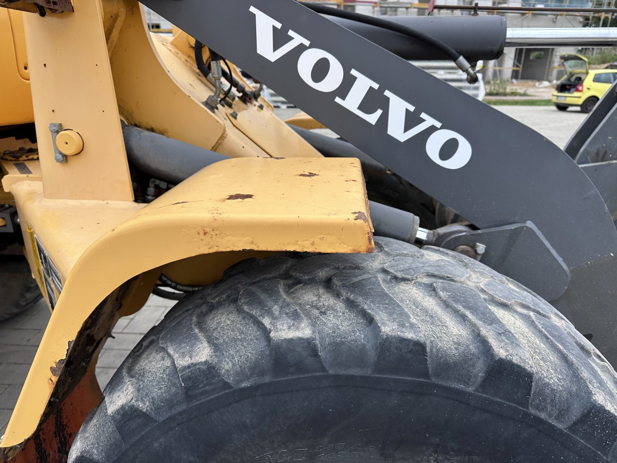 Лизинг на VOLVO L 30 B PRO 3er Kreis Klappschaufel+Palettengabel VOLVO L 30 B PRO 3er Kreis Klappschaufel+Palettengabel: снимка 30 Лизинг на VOLVO L 30 B PRO 3er Kreis Klappschaufel+Palettengabel VOLVO L 30 B PRO 3er Kreis Klappschaufel+Palettengabel: снимка 30