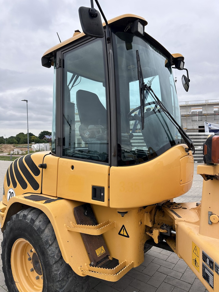 Лизинг на VOLVO L 30 B PRO 3er Kreis Klappschaufel+Palettengabel VOLVO L 30 B PRO 3er Kreis Klappschaufel+Palettengabel: снимка 21 Лизинг на VOLVO L 30 B PRO 3er Kreis Klappschaufel+Palettengabel VOLVO L 30 B PRO 3er Kreis Klappschaufel+Palettengabel: снимка 21