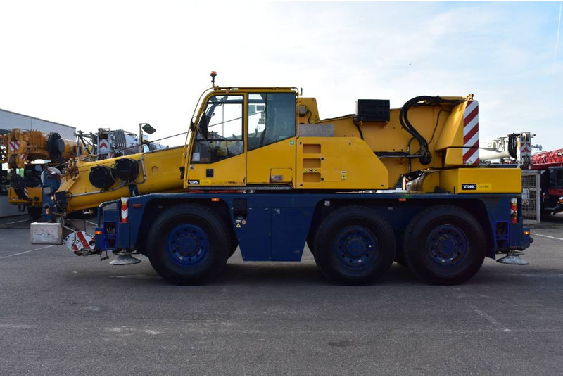 Demag AC 40 City - Кран за всякакви терени: снимка 1 Demag AC 40 City - Кран за всякакви терени: снимка 1