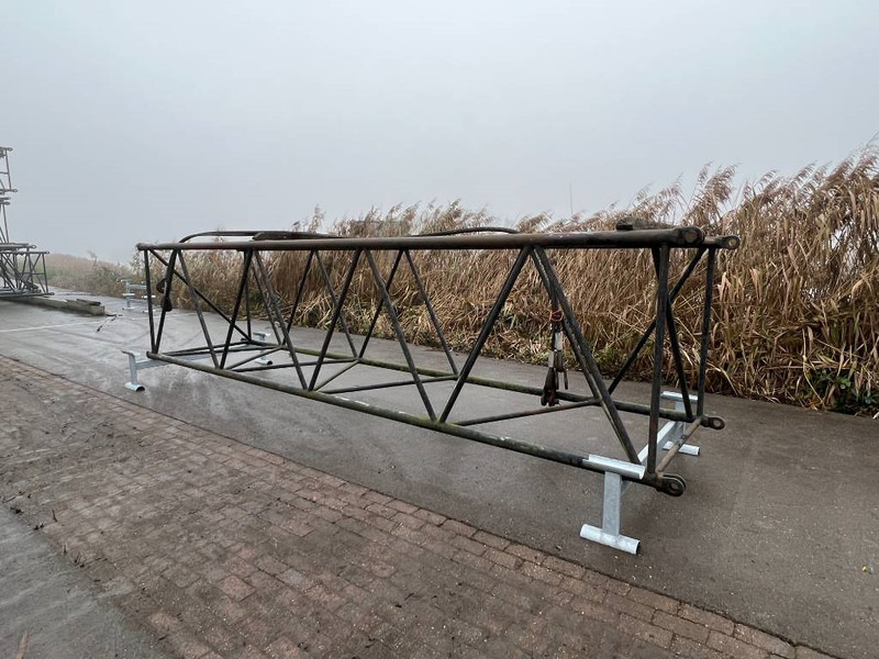 Hitachi KH 180-3 - Стрела за Кран: снимка 2 Hitachi KH 180-3 - Стрела за Кран: снимка 2