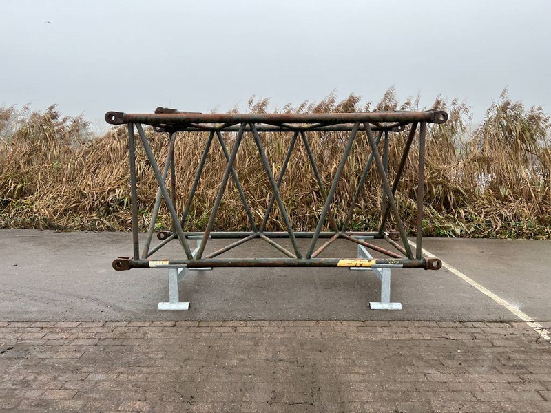 Hitachi KH 230-3 - Кран за камион за Строителна техника: снимка 1 Hitachi KH 230-3 - Кран за камион за Строителна техника: снимка 1