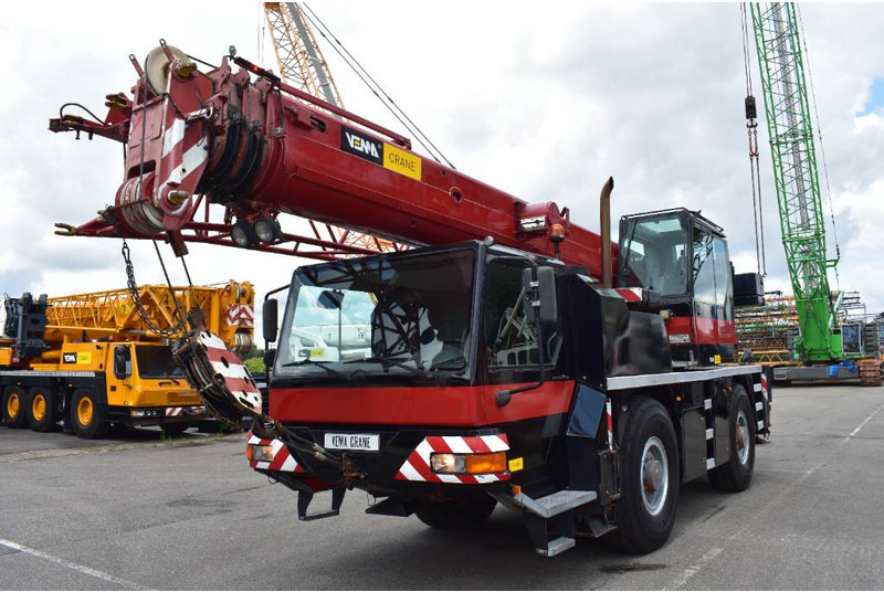 Liebherr LTM 1030-2 - Кран за всякакви терени: снимка 2 Liebherr LTM 1030-2 - Кран за всякакви терени: снимка 2