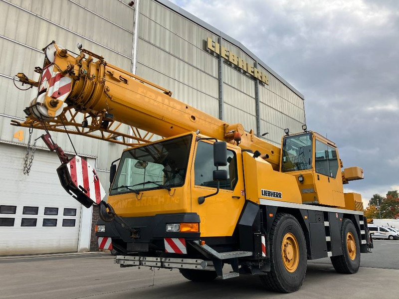 Liebherr LTM 1030-2 - Кран за всякакви терени: снимка 2 Liebherr LTM 1030-2 - Кран за всякакви терени: снимка 2