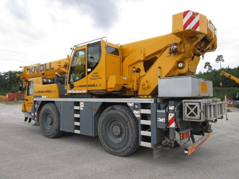 Liebherr LTM 1040-2.1 - Кран за всякакви терени: снимка 2 Liebherr LTM 1040-2.1 - Кран за всякакви терени: снимка 2