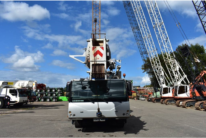 Liebherr LTM 1095-5.1 - Кран за всякакви терени: снимка 3 Liebherr LTM 1095-5.1 - Кран за всякакви терени: снимка 3