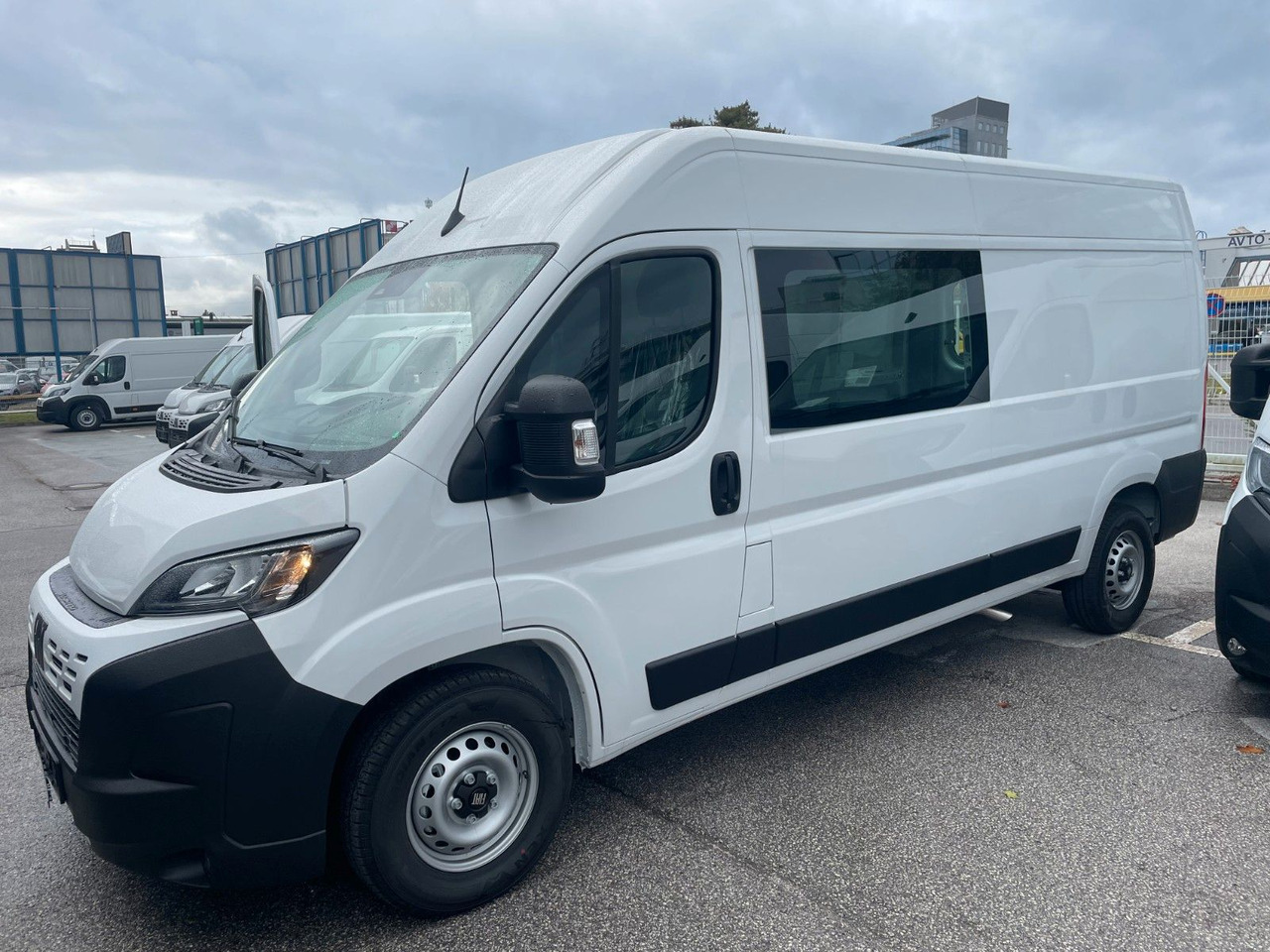 Fiat Ducato 35H L3H2 180 Teilverglast KaWa 2025 - Товарен бус: снимка 2 Fiat Ducato 35H L3H2 180 Teilverglast KaWa 2025 - Товарен бус: снимка 2