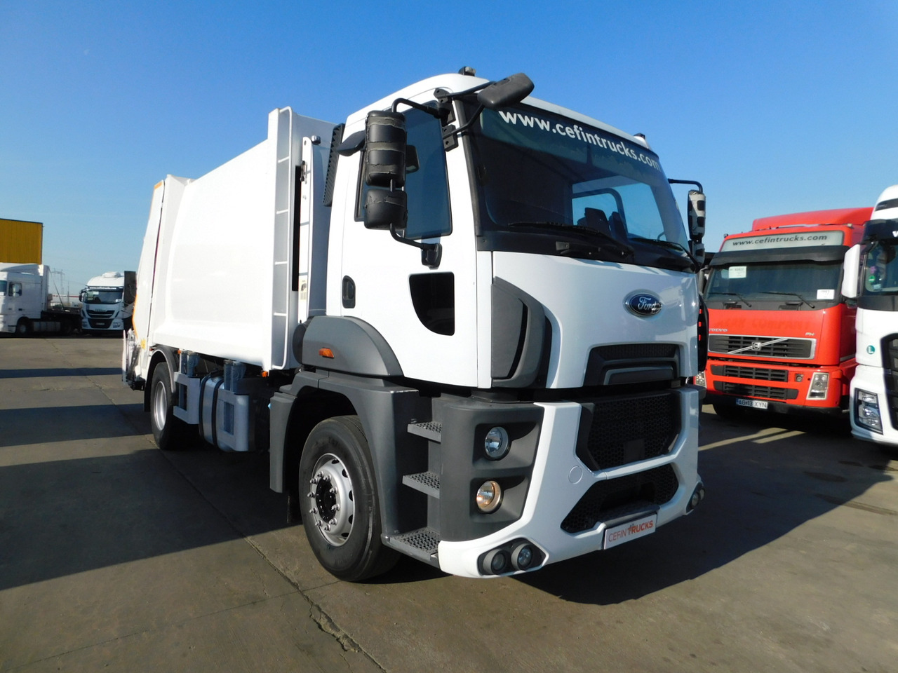 Ford 1833 4x2 dcab e6 9seso14409 - Боклукчийска кола: снимка 2 Ford 1833 4x2 dcab e6 9seso14409 - Боклукчийска кола: снимка 2