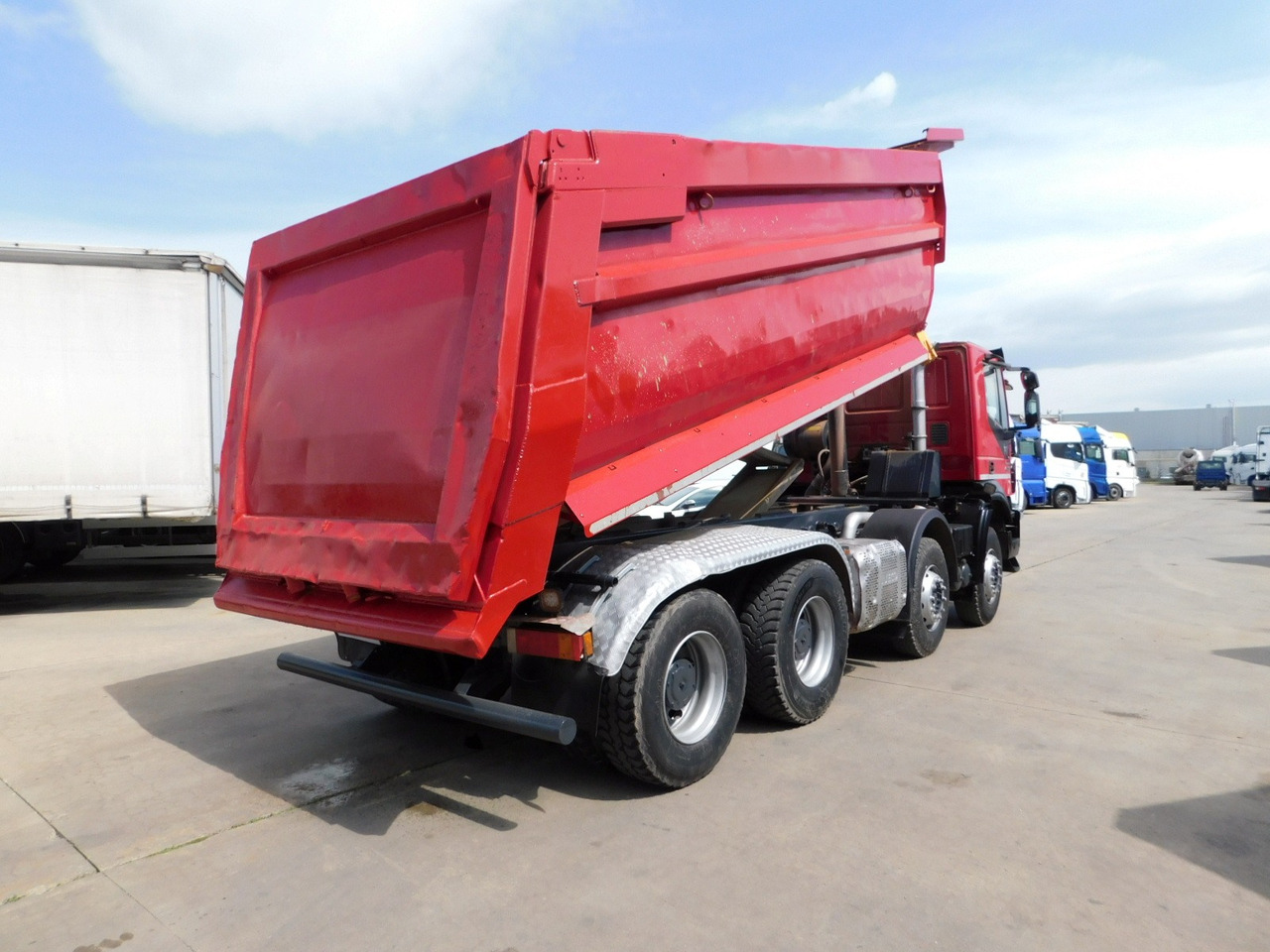 Iveco Trakker 450 - Самосвал камион: снимка 3 Iveco Trakker 450 - Самосвал камион: снимка 3