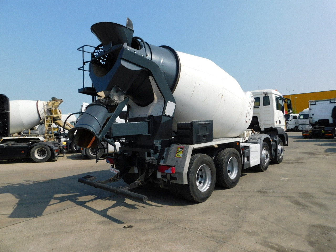 Man Tgs 32400 - Бетоновоз: снимка 3 Man Tgs 32400 - Бетоновоз: снимка 3