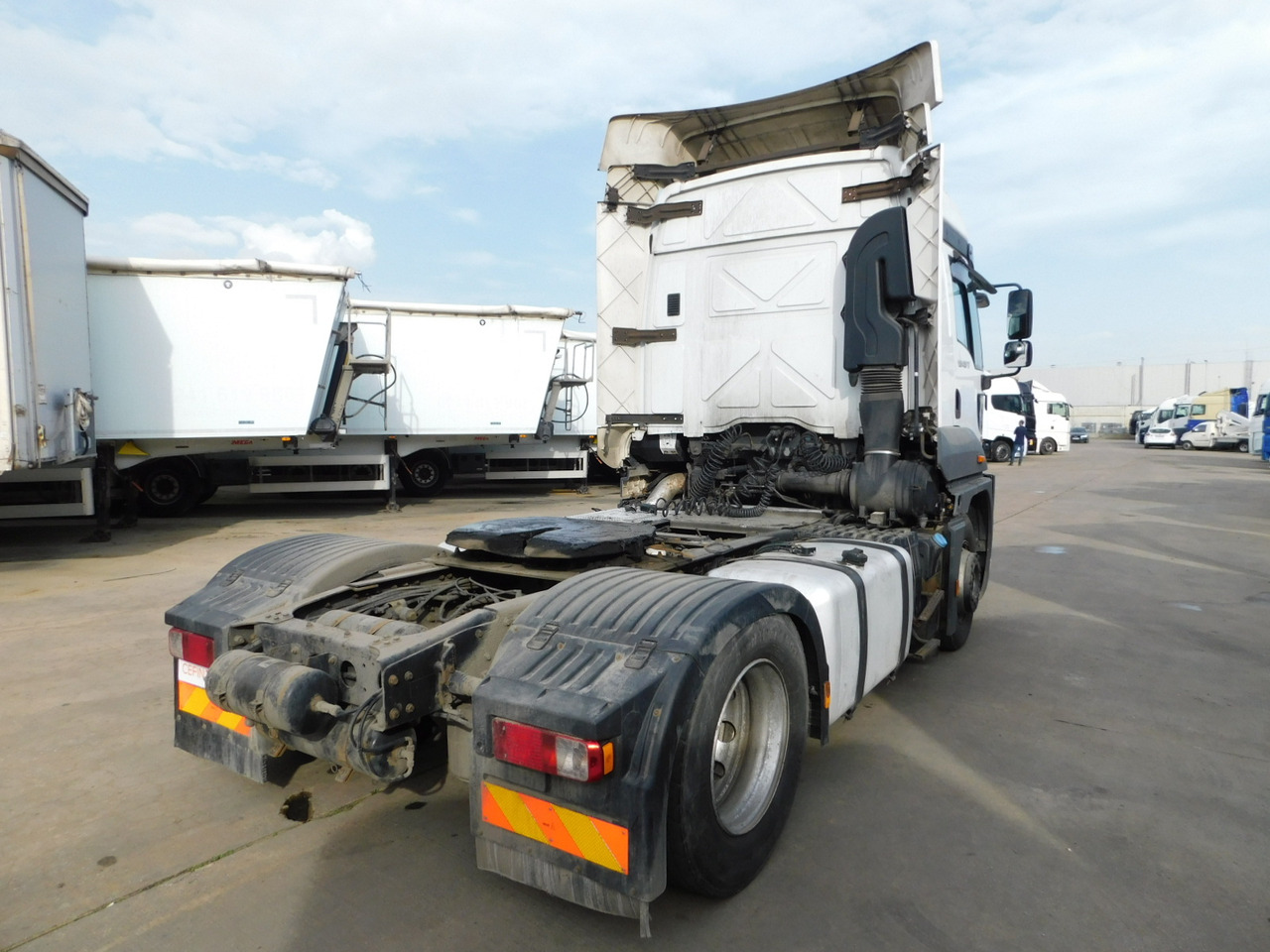 Ford 1848t 4x2 scab e6 12tx2620 - Влекач: снимка 3 Ford 1848t 4x2 scab e6 12tx2620 - Влекач: снимка 3