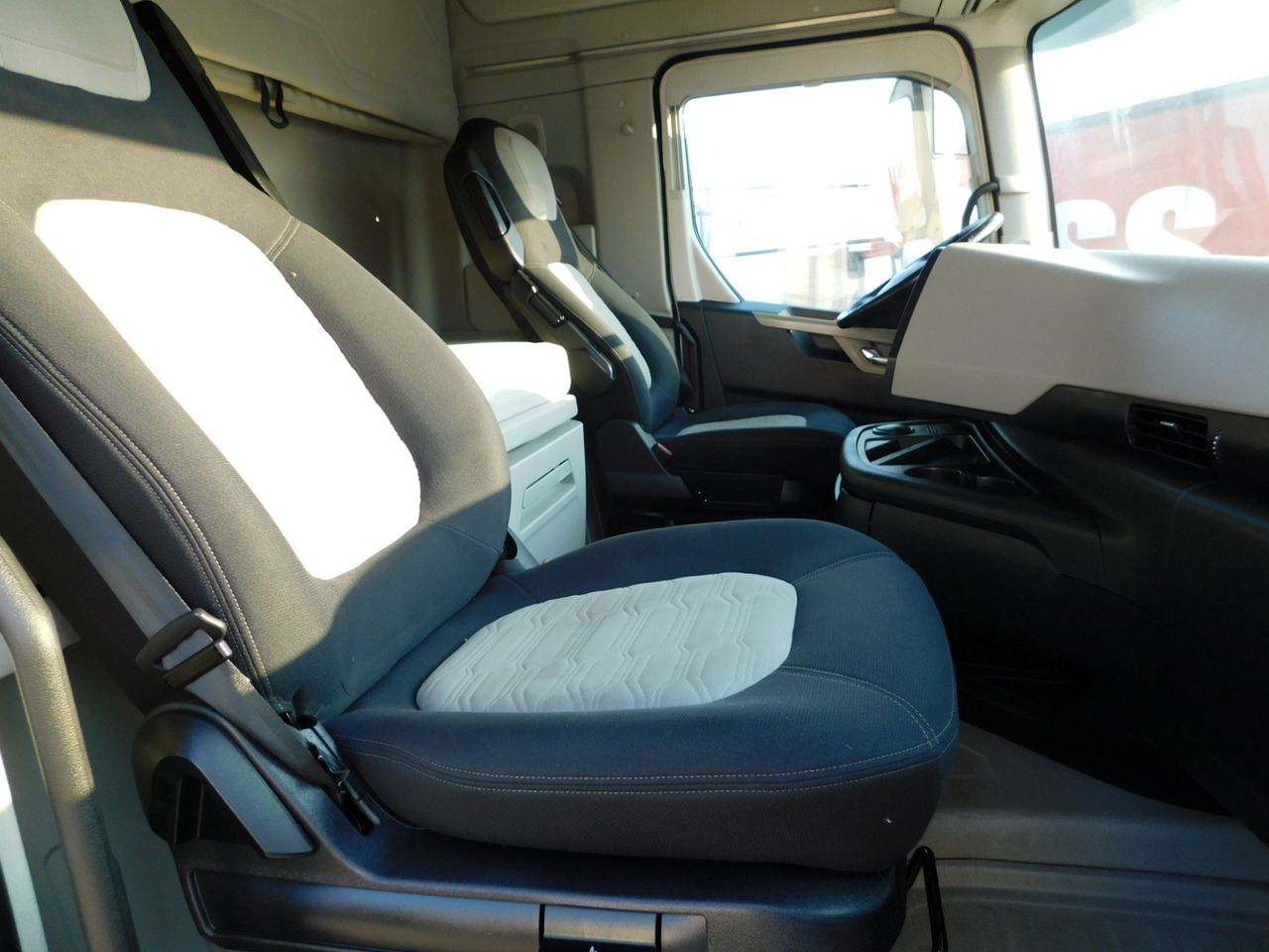Ford F max 4x2 scab e6 12s2620 - Влекач: снимка 5 Ford F max 4x2 scab e6 12s2620 - Влекач: снимка 5