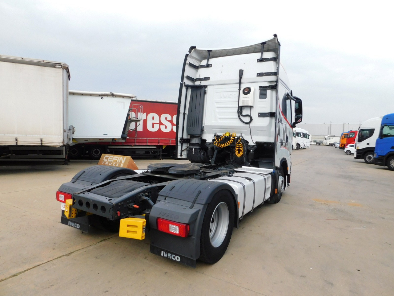 Iveco As440stp - Влекач: снимка 3 Iveco As440stp - Влекач: снимка 3