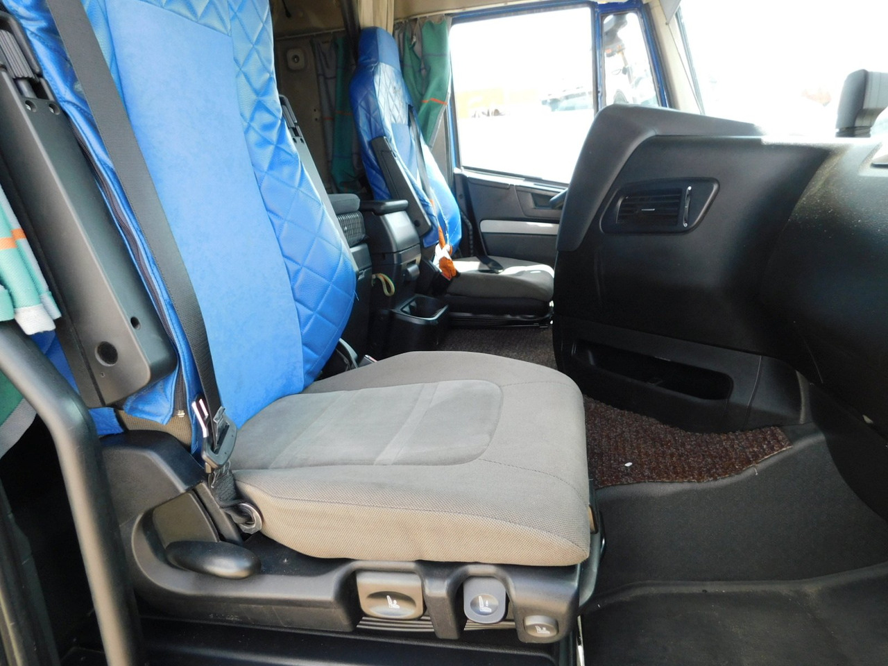 Iveco As440tp - Влекач: снимка 5 Iveco As440tp - Влекач: снимка 5
