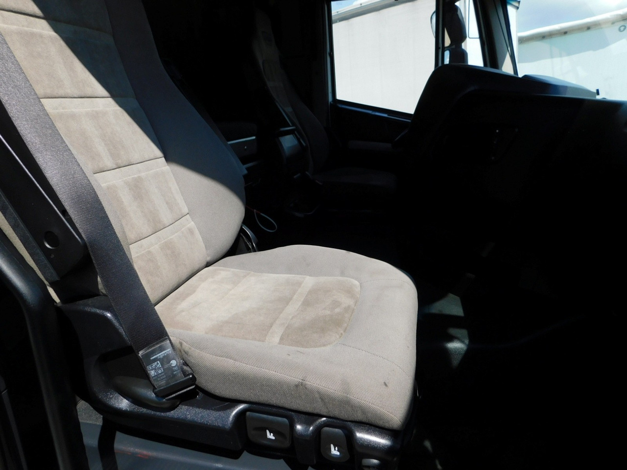 Iveco As440tp - Влекач: снимка 5 Iveco As440tp - Влекач: снимка 5