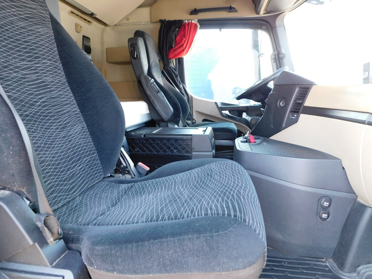 Mercedes Actros 1842 - Влекач: снимка 5 Mercedes Actros 1842 - Влекач: снимка 5