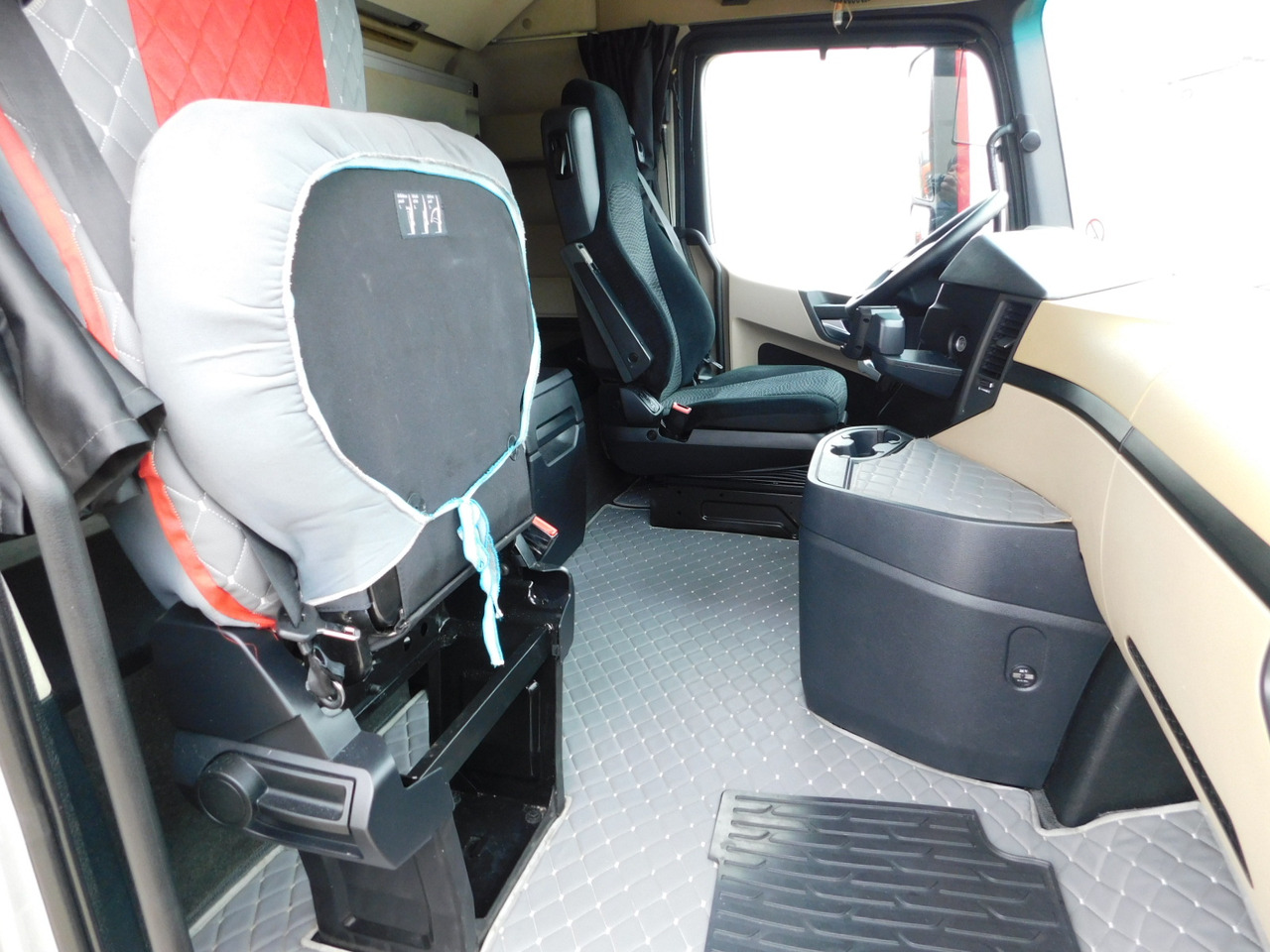 Mercedes Actros - Влекач: снимка 5 Mercedes Actros - Влекач: снимка 5