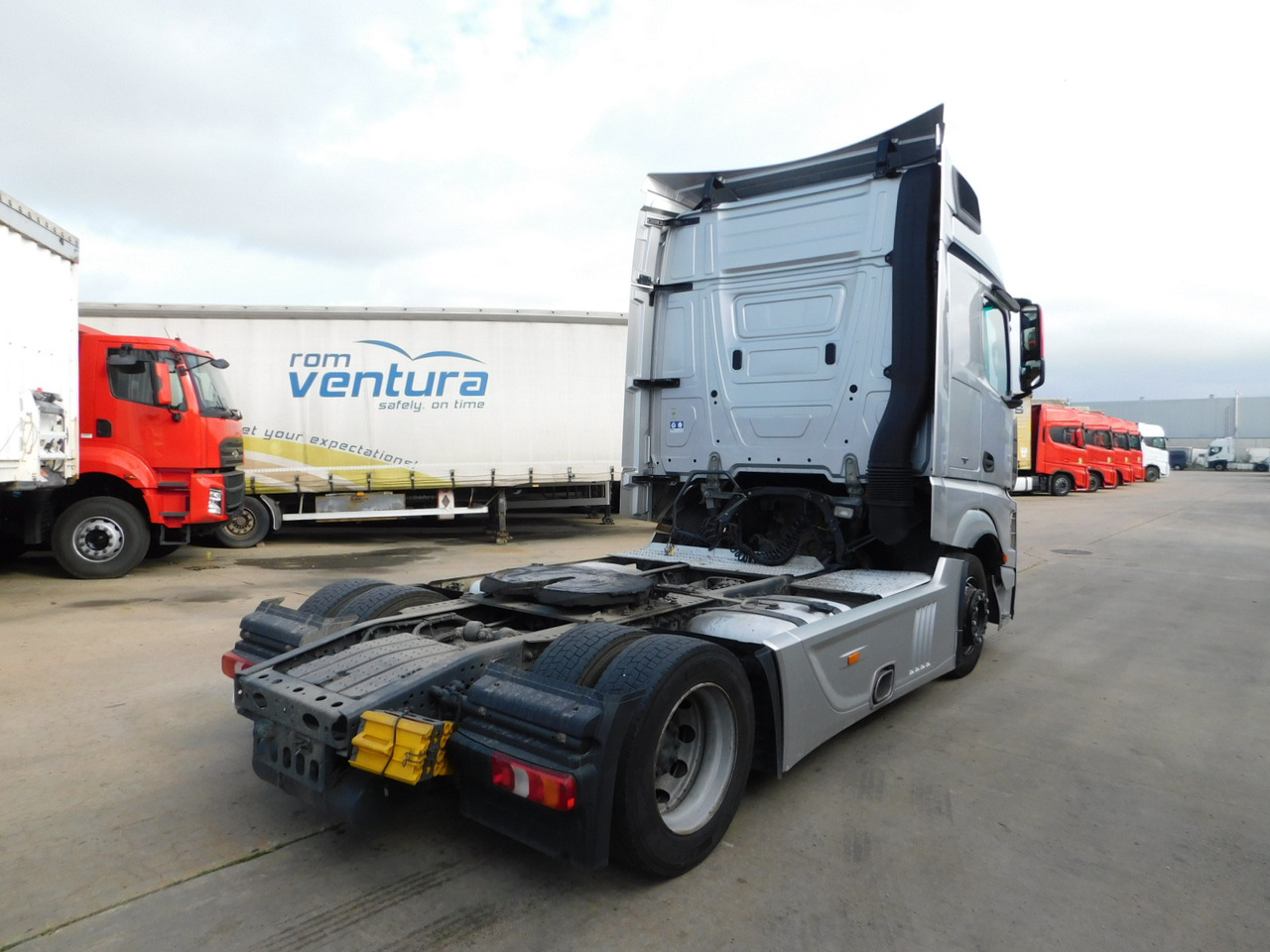 Mercedes Actros - Влекач: снимка 3 Mercedes Actros - Влекач: снимка 3