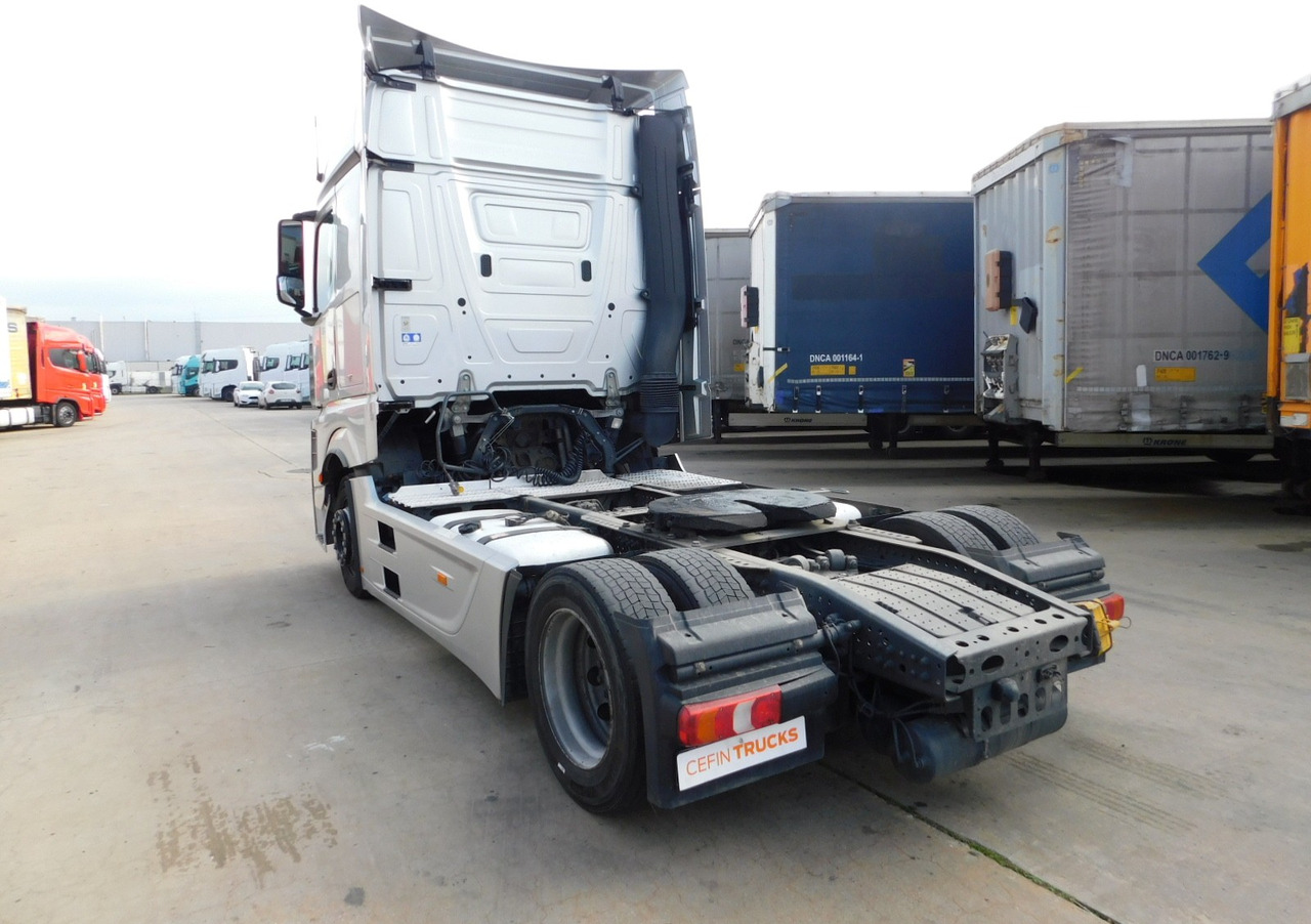 Mercedes Actros - Влекач: снимка 4 Mercedes Actros - Влекач: снимка 4