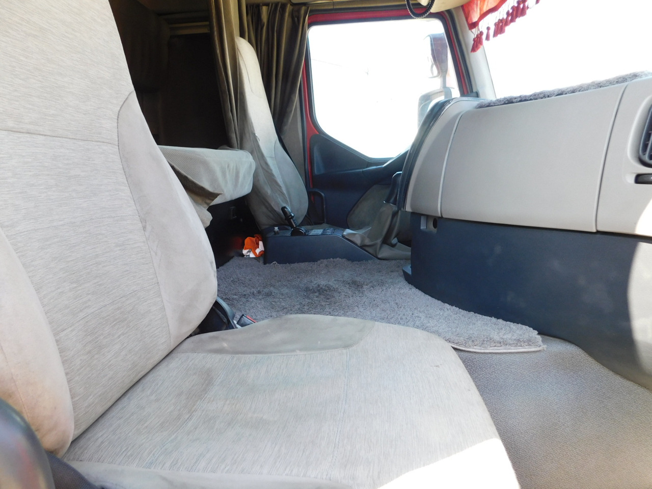 Renault Premium 410dxi - Влекач: снимка 5 Renault Premium 410dxi - Влекач: снимка 5