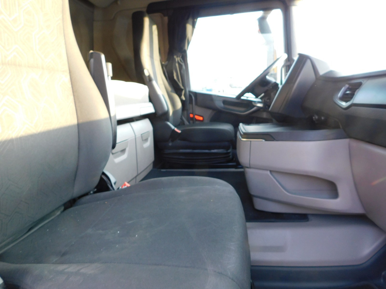 Scania R500 - Влекач: снимка 5 Scania R500 - Влекач: снимка 5