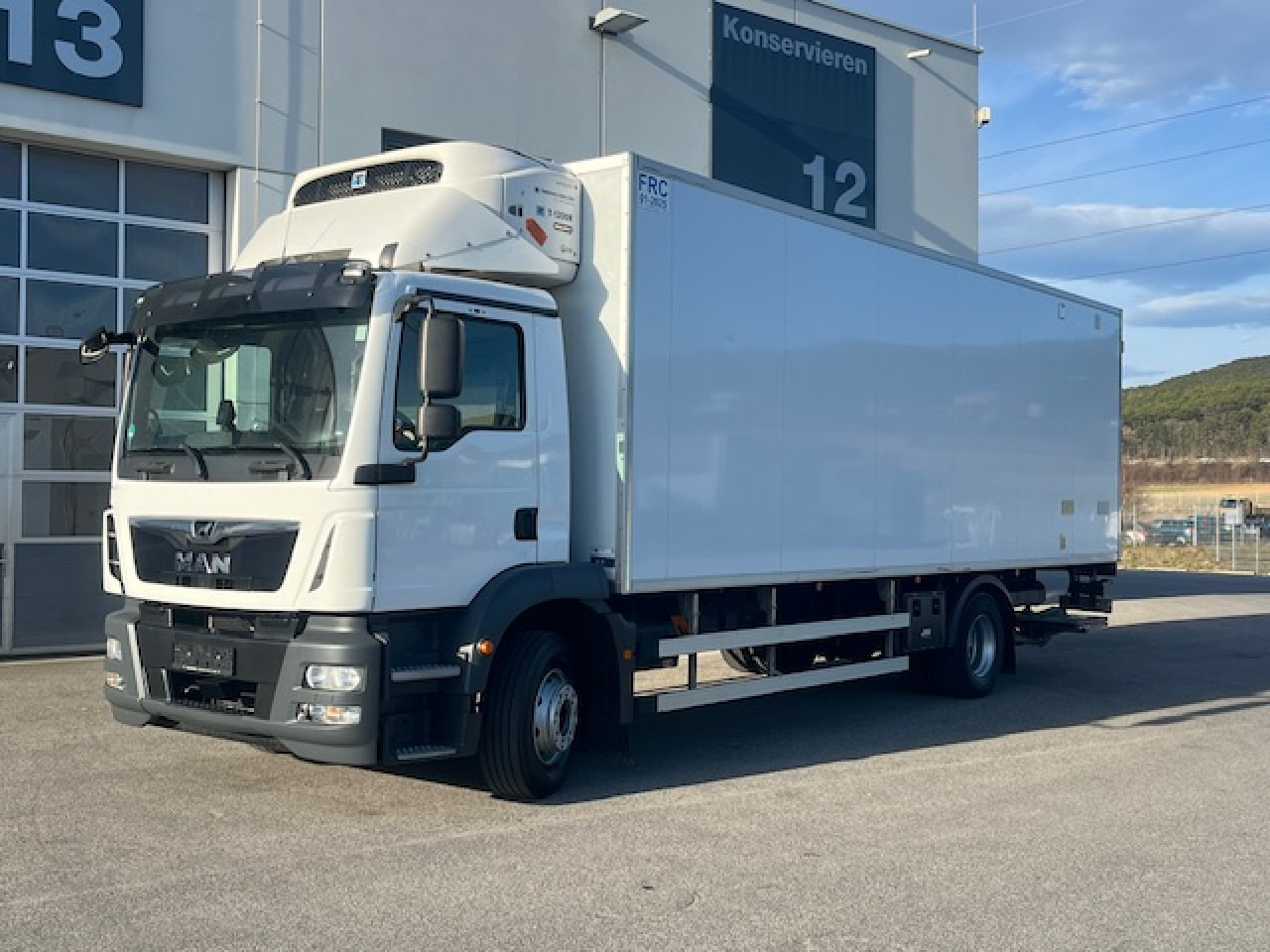 MAN TGM 15.290 4x2 LL Tiefkühler ATP möglich Euro6 - Хладилен бус: снимка 1 MAN TGM 15.290 4x2 LL Tiefkühler ATP möglich Euro6 - Хладилен бус: снимка 1