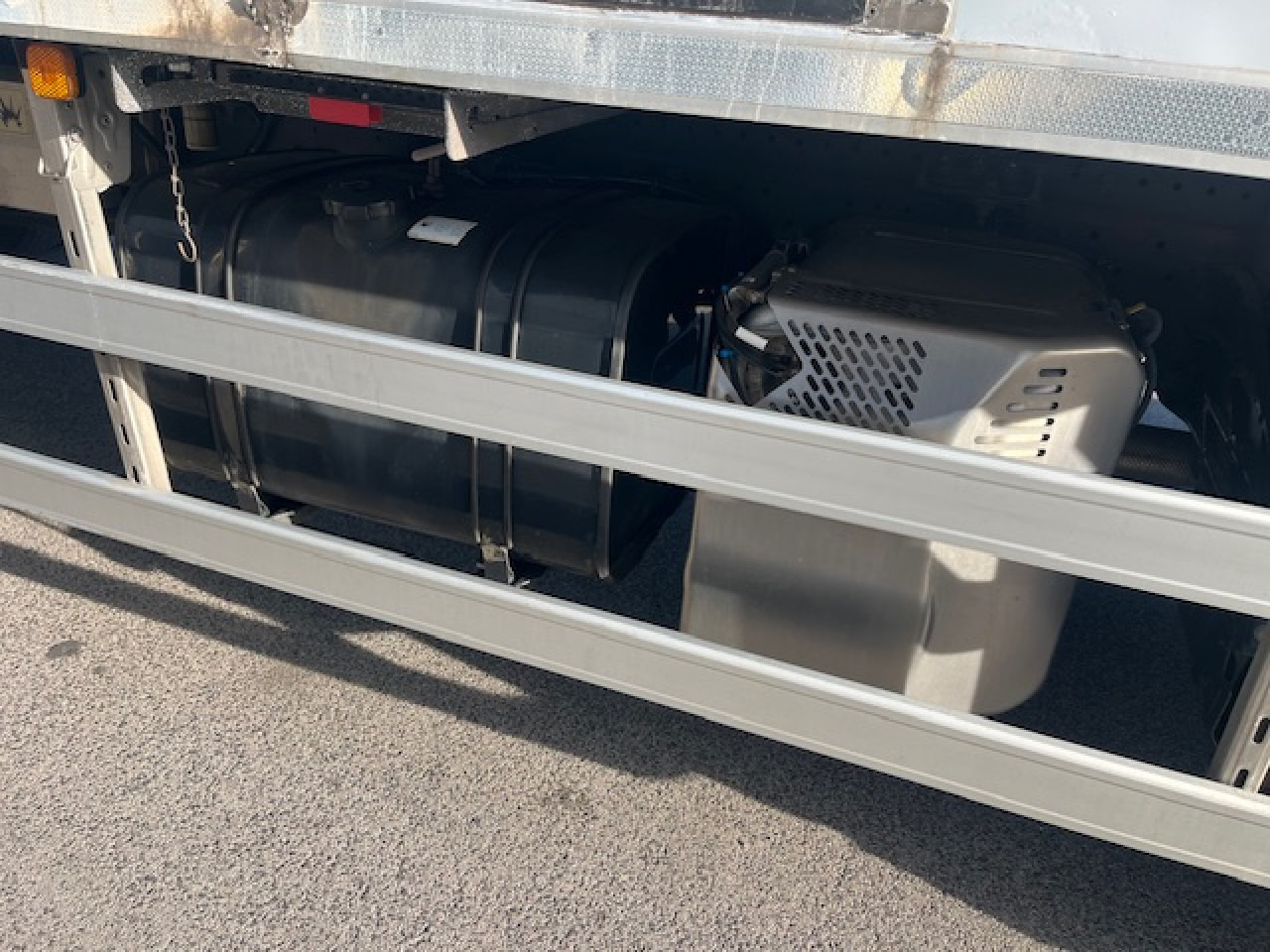 MAN TGM 15.290 4x2 LL Tiefkühler ATP möglich Euro6 - Хладилен бус: снимка 4 MAN TGM 15.290 4x2 LL Tiefkühler ATP möglich Euro6 - Хладилен бус: снимка 4