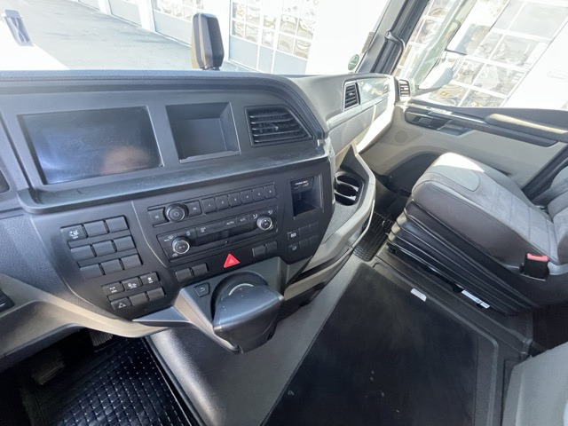 MAN TGX 18.510 4x2 BL-SA Euro6 Intarder Klima - Влекач: снимка 2 MAN TGX 18.510 4x2 BL-SA Euro6 Intarder Klima - Влекач: снимка 2
