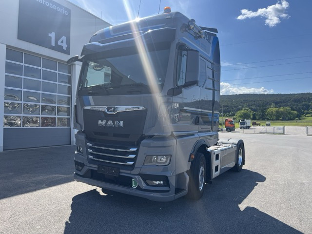 Влекач MAN TGX 18.510 4x2 BL-SA Euro6 Intarder Klima: снимка 10