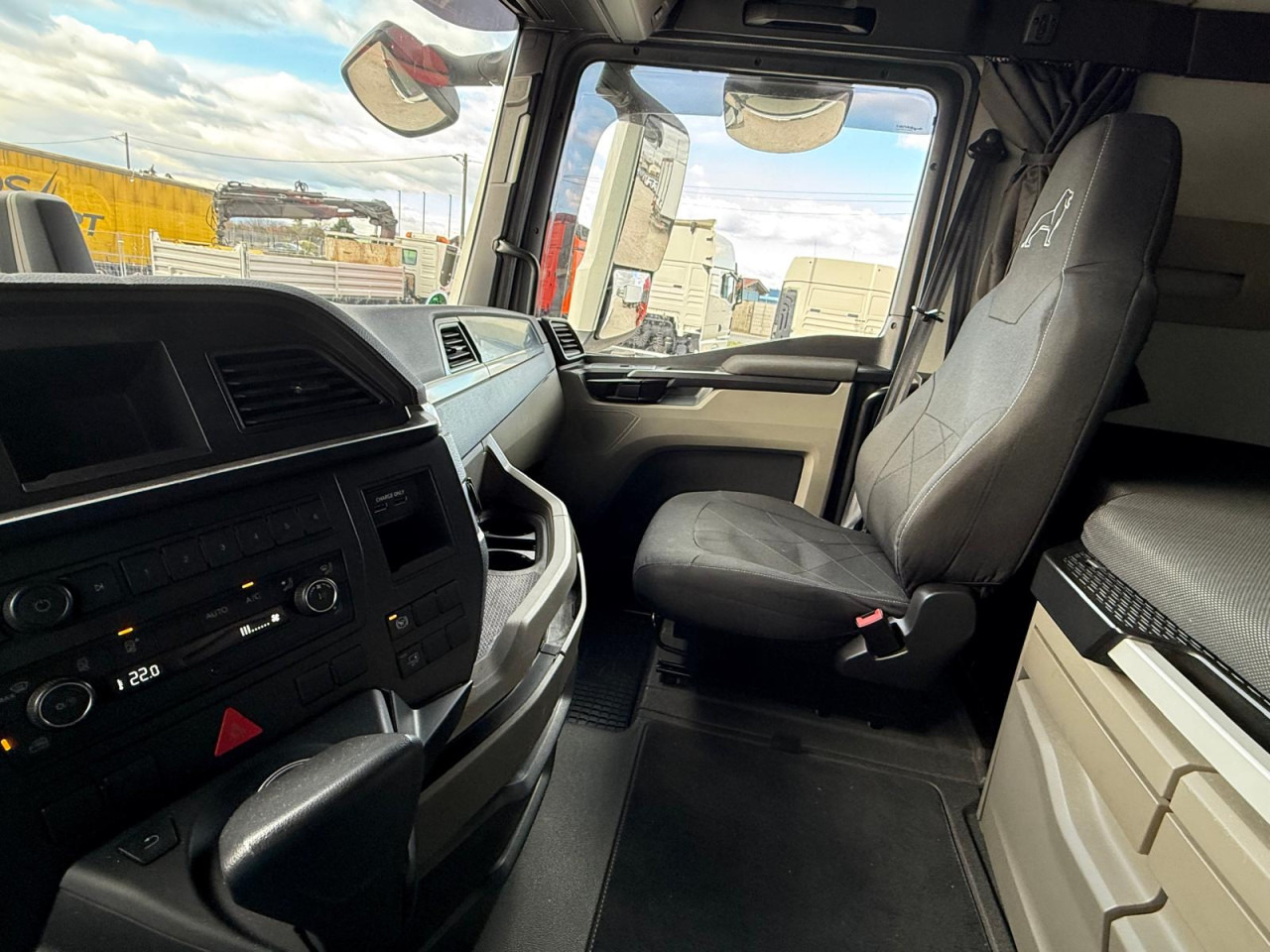 MAN TGX 18.510 4x2 BL SA Euro6 Retarder Klima ZV - Влекач: снимка 2 MAN TGX 18.510 4x2 BL SA Euro6 Retarder Klima ZV - Влекач: снимка 2