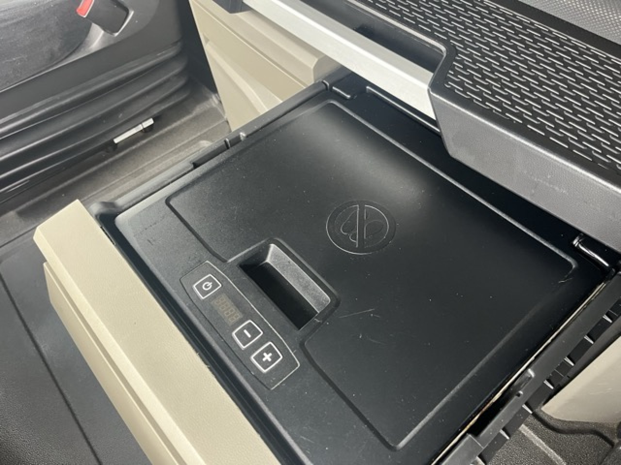 MAN TGX 18.510 4x2 LL SA Euro6 Retarder Klima ZV - Влекач: снимка 5 MAN TGX 18.510 4x2 LL SA Euro6 Retarder Klima ZV - Влекач: снимка 5