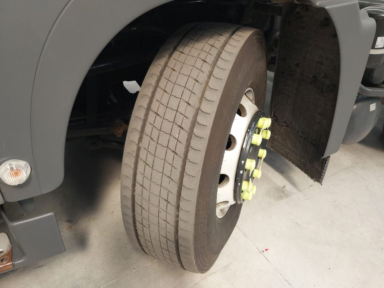 Влекач MAN TGX: снимка 10 Влекач MAN TGX: снимка 10