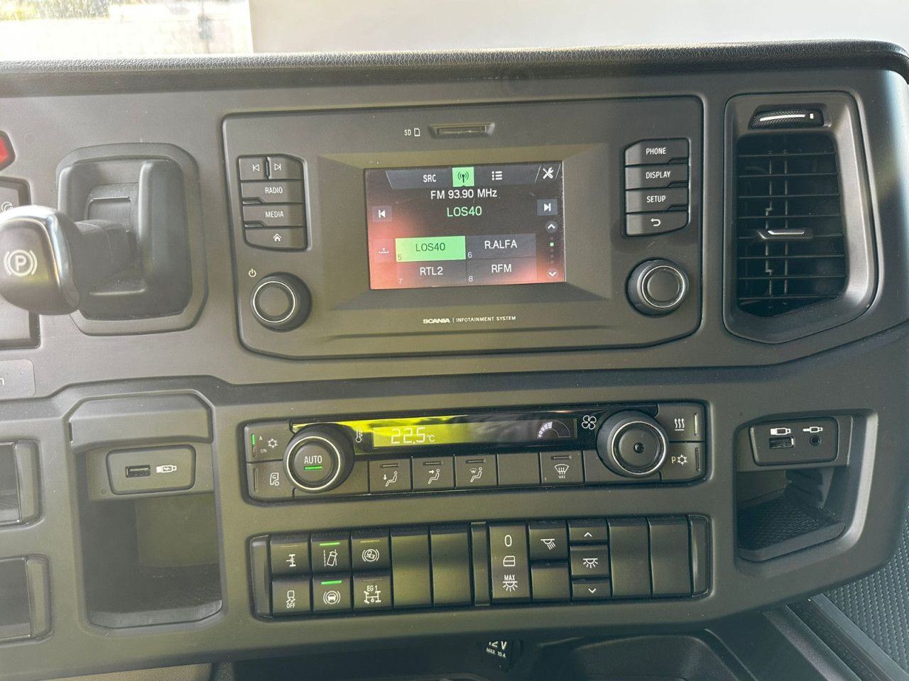 Scania S 500 - Влекач: снимка 5 Scania S 500 - Влекач: снимка 5