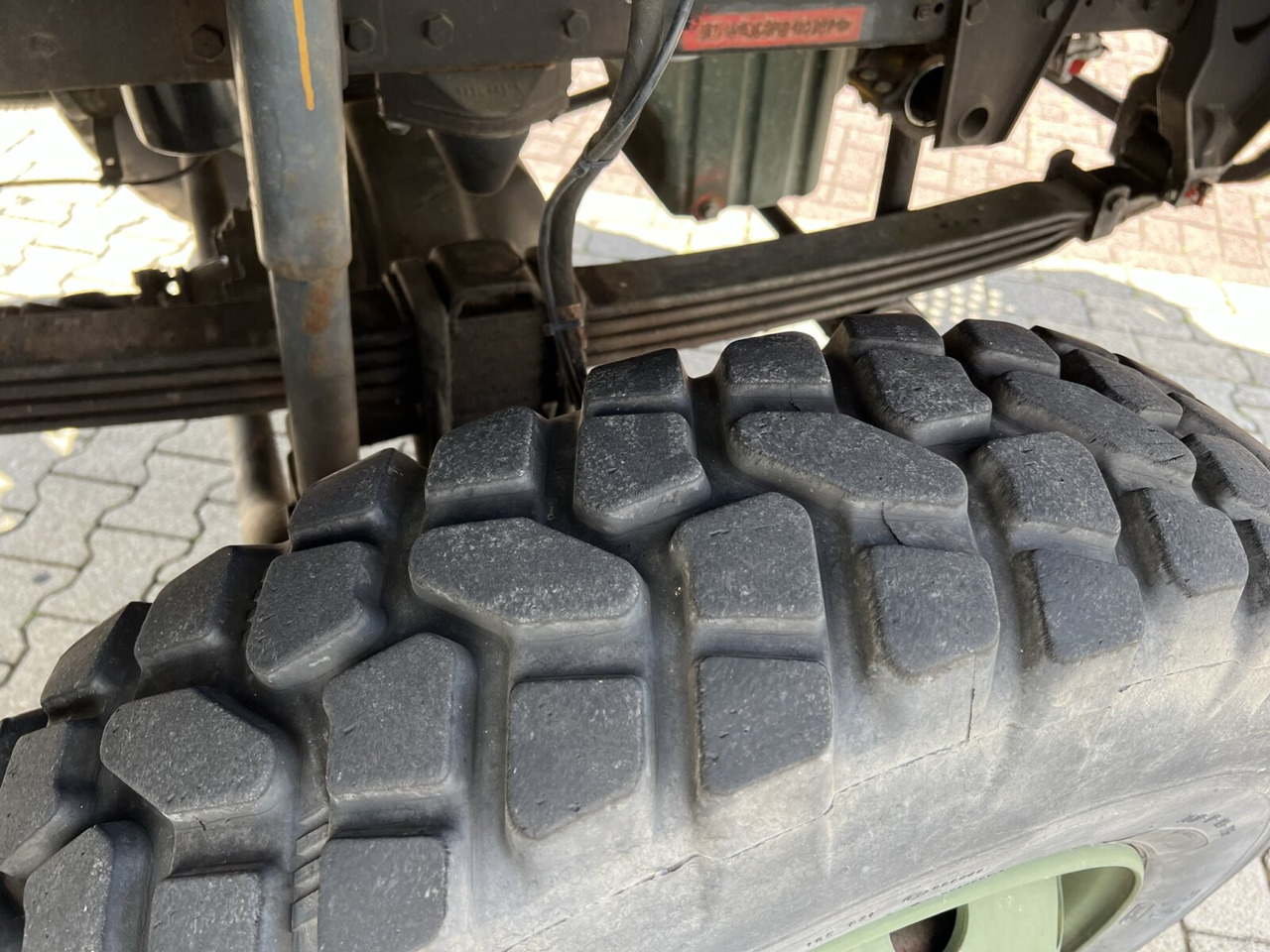 110-17 AW 4x4 110-17 AW 4x4, Ex-, Küche - Камион с брезент: снимка 2 110-17 AW 4x4 110-17 AW 4x4, Ex-, Küche - Камион с брезент: снимка 2