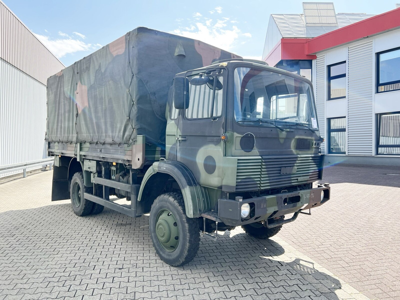 Камион с брезент 110-17 AW 4x4 110-17 AW 4x4, Ex-, Küche: снимка 8