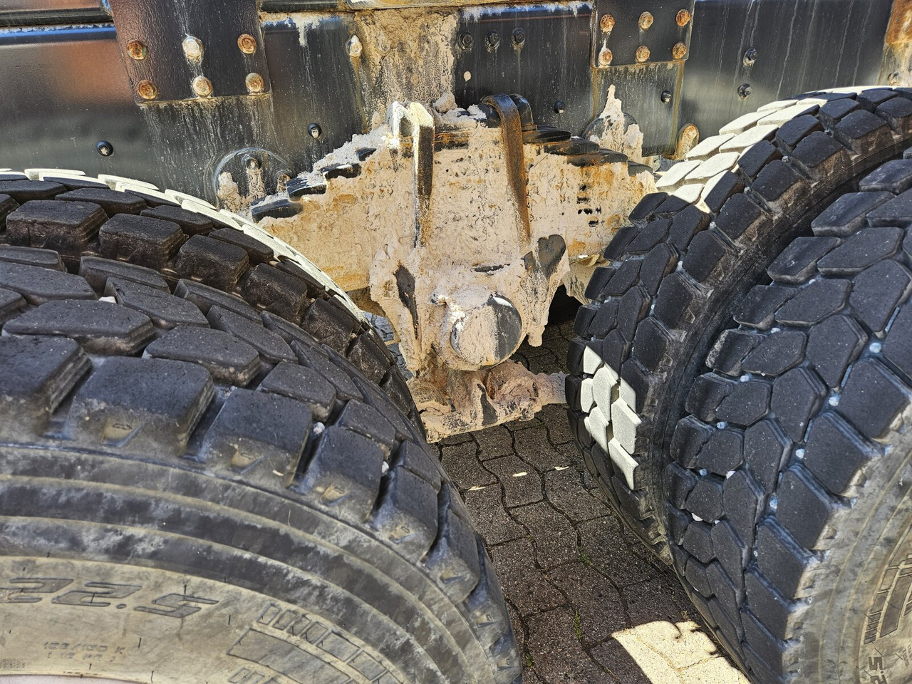 ASTRA HD9 86.50-90 8x6 ASTRA HD9 86.50-90 8x6, Unfallschaden, Cursor 13 - Шаси кабина: снимка 4 ASTRA HD9 86.50-90 8x6 ASTRA HD9 86.50-90 8x6, Unfallschaden, Cursor 13 - Шаси кабина: снимка 4