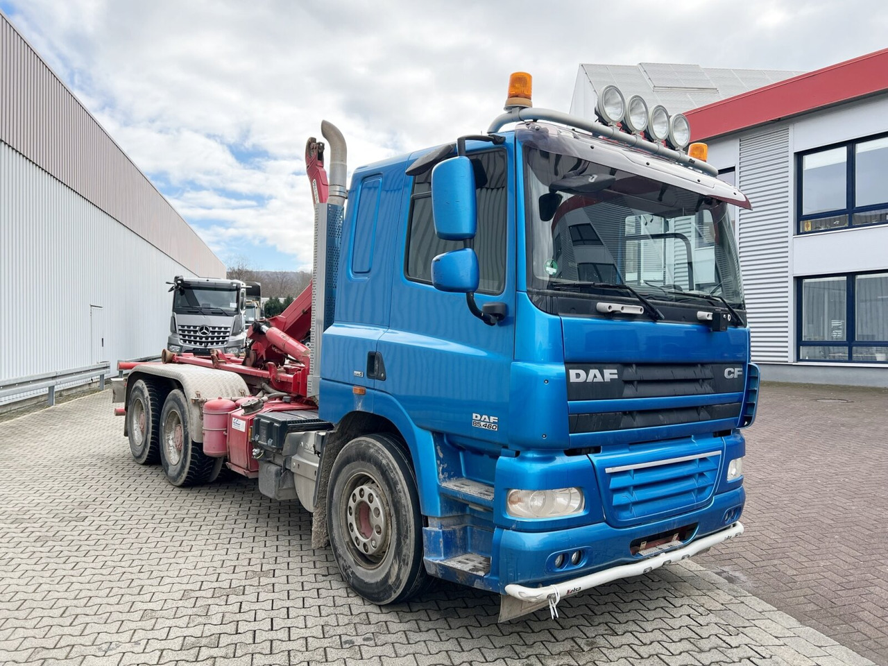 DAF AT 85.460 6x4 AT 85.460 6x4, Abrollkipper Palfinger T20 - Мултилифт с кука камион: снимка 4 DAF AT 85.460 6x4 AT 85.460 6x4, Abrollkipper Palfinger T20 - Мултилифт с кука камион: снимка 4