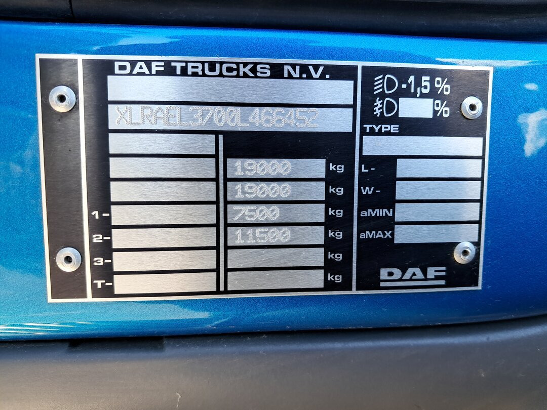 DAF LF 290 FA 4x2 LF 290 FA 4x2, Nebenantrieb, Navi, Abrollanlage HYVA T12-45 - Мултилифт с кука камион: снимка 4 DAF LF 290 FA 4x2 LF 290 FA 4x2, Nebenantrieb, Navi, Abrollanlage HYVA T12-45 - Мултилифт с кука камион: снимка 4