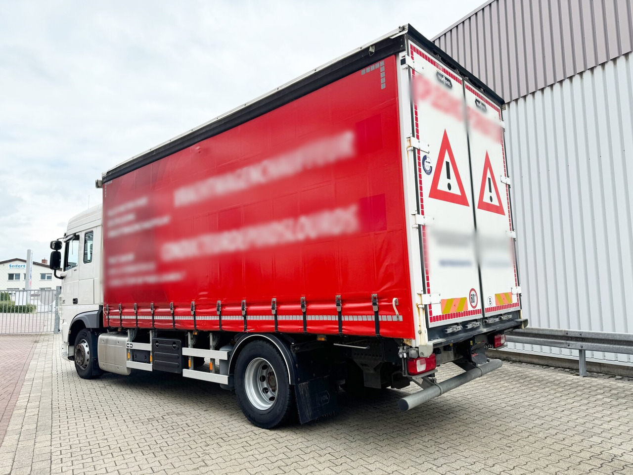 Бордови камион DAF XF 410 FA 4x2 XF 410 FA 4x2, Fahrschule, 2x AHK, 6 Sitze: снимка 11
