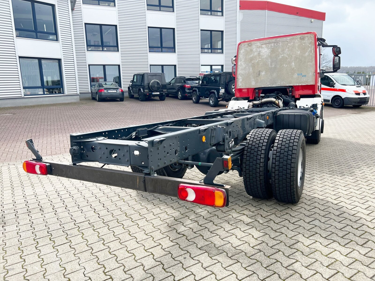 Нови Шаси кабина EuroCargo ML160E32 4x2 EuroCargo ML160E32 4x2, 5x Vorhanden!: снимка 9