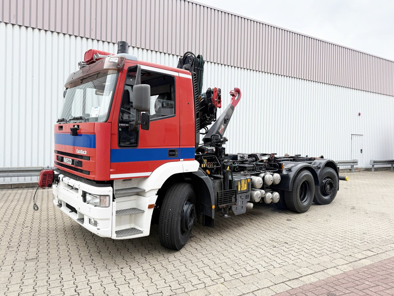 Мултилифт с кука камион, Камион с кран EuroTech 240E38 6x2-4 EuroTech 240E38 6x2-4, Lift-/Lenkachse, Seilwinde, Kran Hiab 100: снимка 8